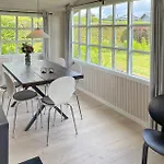 Feriehus 3 Bedroom Cozy In *