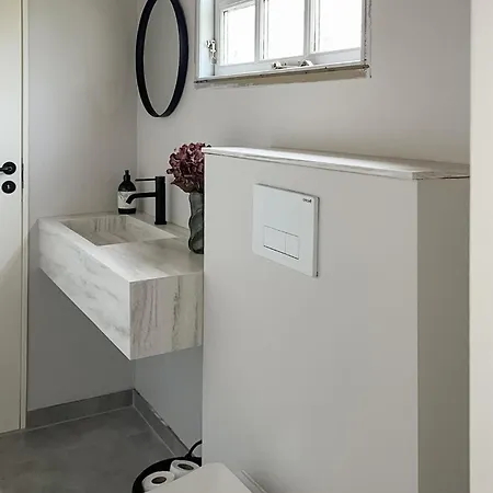 3 Bedroom Cozy In
