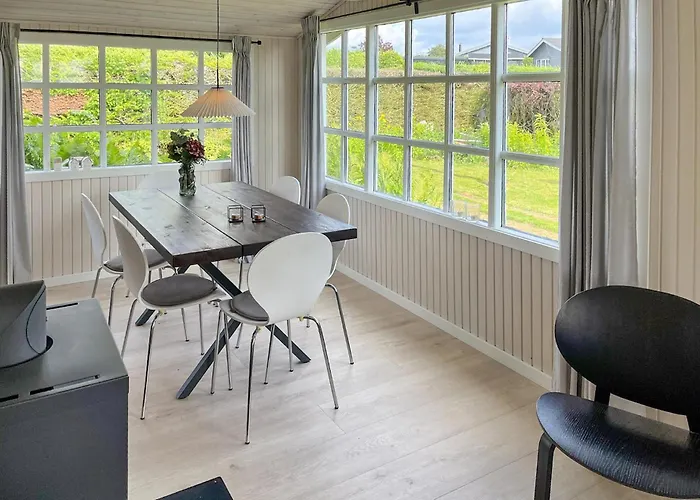 Feriehus 3 Bedroom Cozy In *