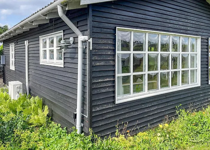 3 Bedroom Cozy In Feriehus Hejls